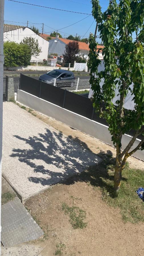 Belle Maison Avec Jardin Rdc T3 De 70M2 Vacances Ou Cure Thermale Rochefort Exteriör bild