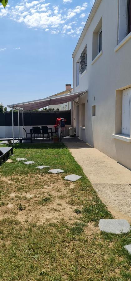 Belle Maison Avec Jardin Rdc T3 De 70M2 Vacances Ou Cure Thermale Rochefort Exteriör bild