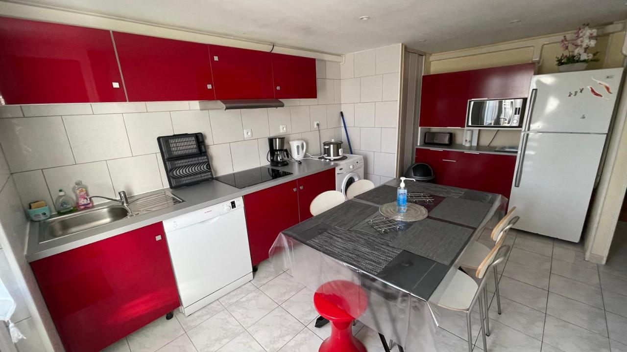 Belle Maison Avec Jardin Rdc T3 De 70M2 Vacances Ou Cure Thermale Rochefort Exteriör bild