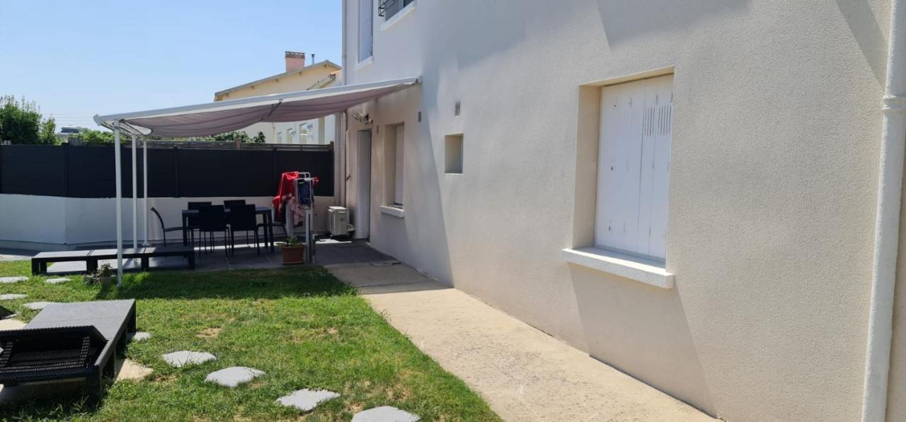 Belle Maison Avec Jardin Rdc T3 De 70M2 Vacances Ou Cure Thermale Rochefort Exteriör bild