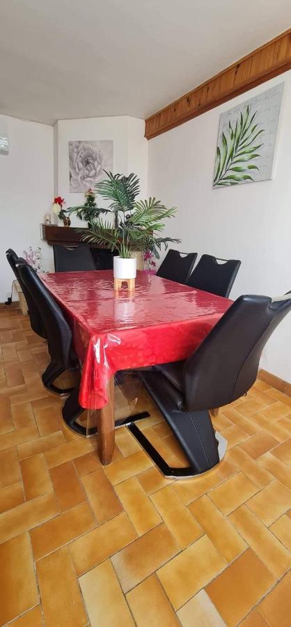 Belle Maison Avec Jardin Rdc T3 De 70M2 Vacances Ou Cure Thermale Rochefort Exteriör bild