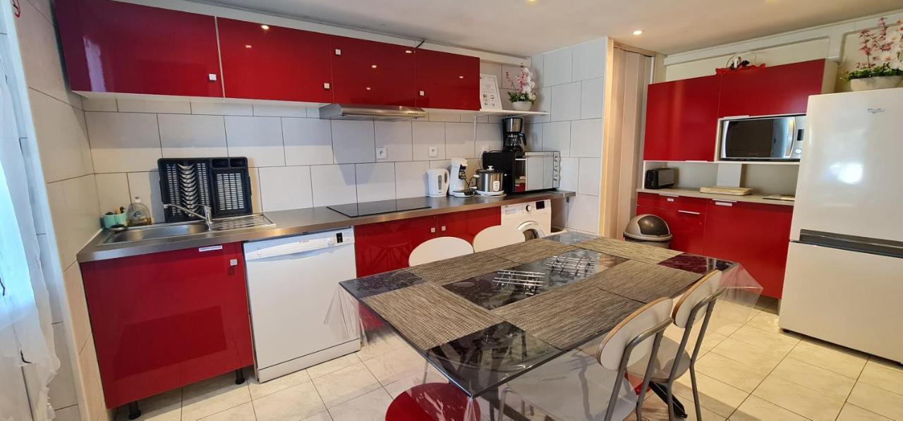 Belle Maison Avec Jardin Rdc T3 De 70M2 Vacances Ou Cure Thermale Rochefort Exteriör bild